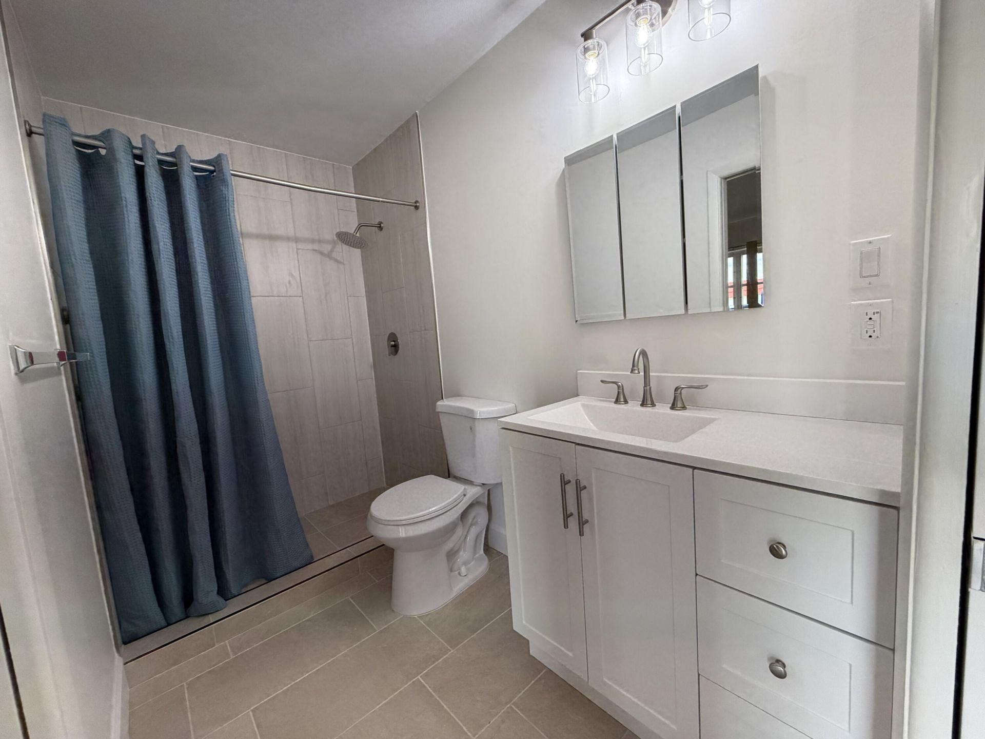 5800 Fernley Drive W, Unit 3, West Palm Beach, FL 33415 Photo