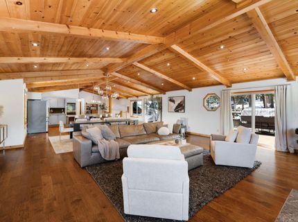 12605 Skislope Way, Truckee, CA 96161 Photo