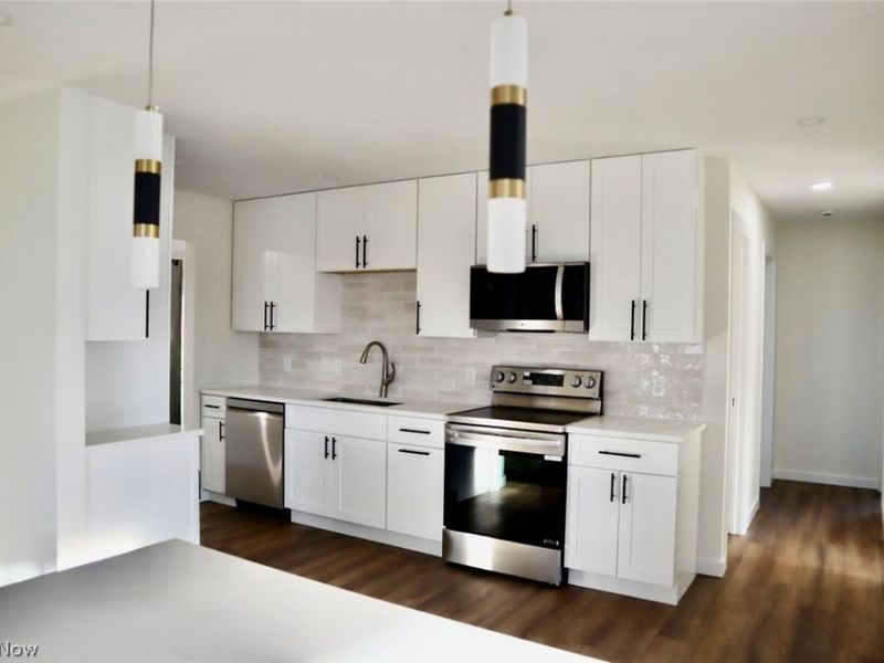 4631 Coral Gables Drive, Parma, OH 44134 Photo 10