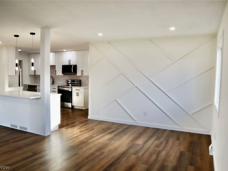 4631 Coral Gables Drive, Parma, OH 44134 Photo 6