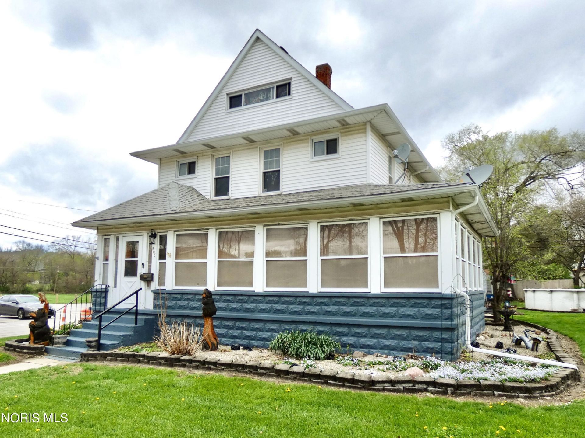 208 Dodge Street, Swanton, OH 43558 Main Photo