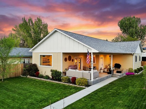 1014 S Boise Ave, Emmett, ID 83617