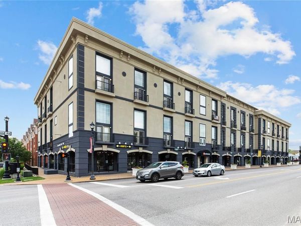 200 S Kirkwood Road, St Louis, MO 63122