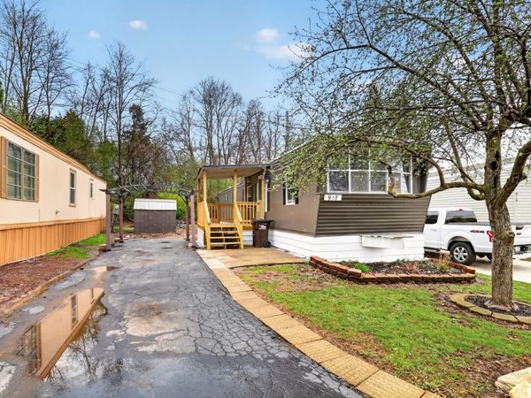 917 Lunga Drive , Round Lake, IL 60073