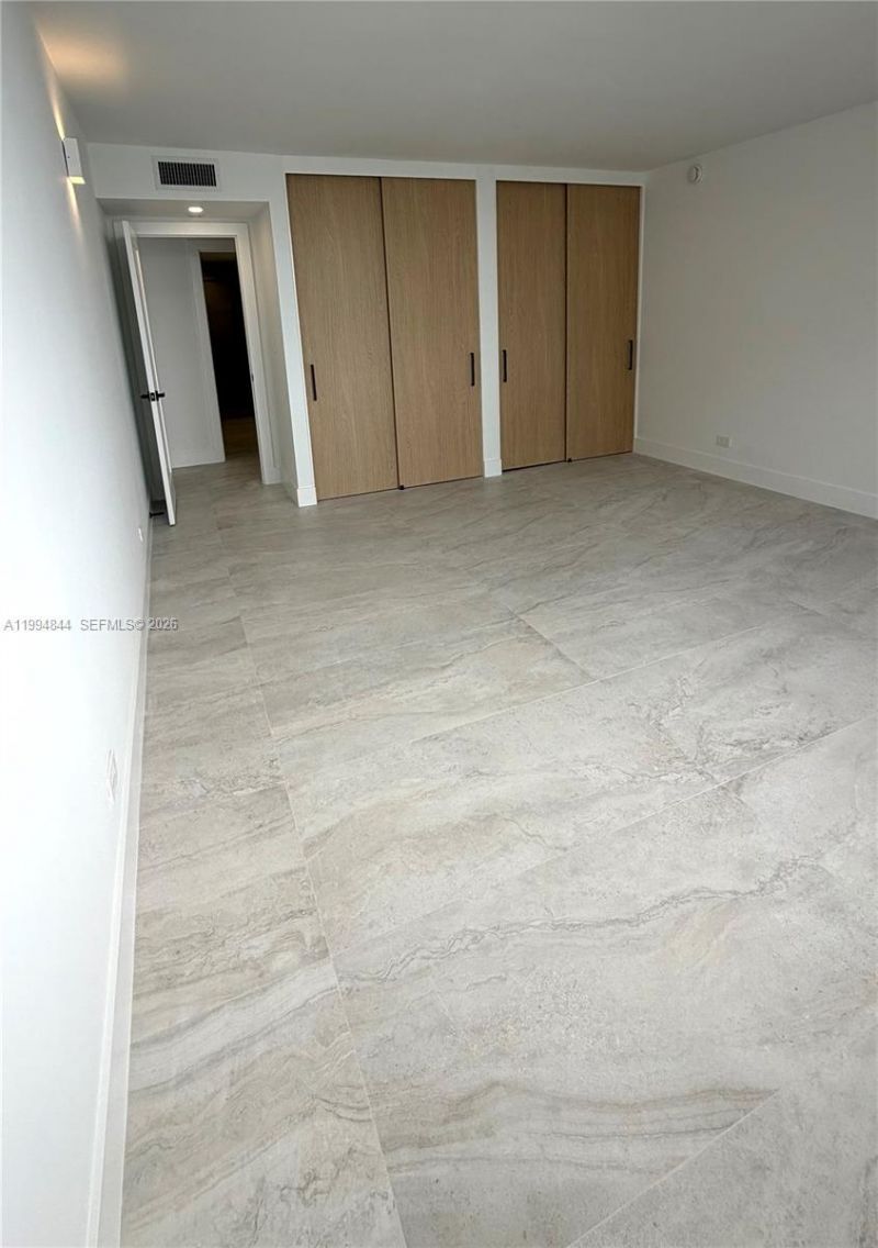 1800 NE 114th St, Unit 605, North Miami, FL 33181 Photo