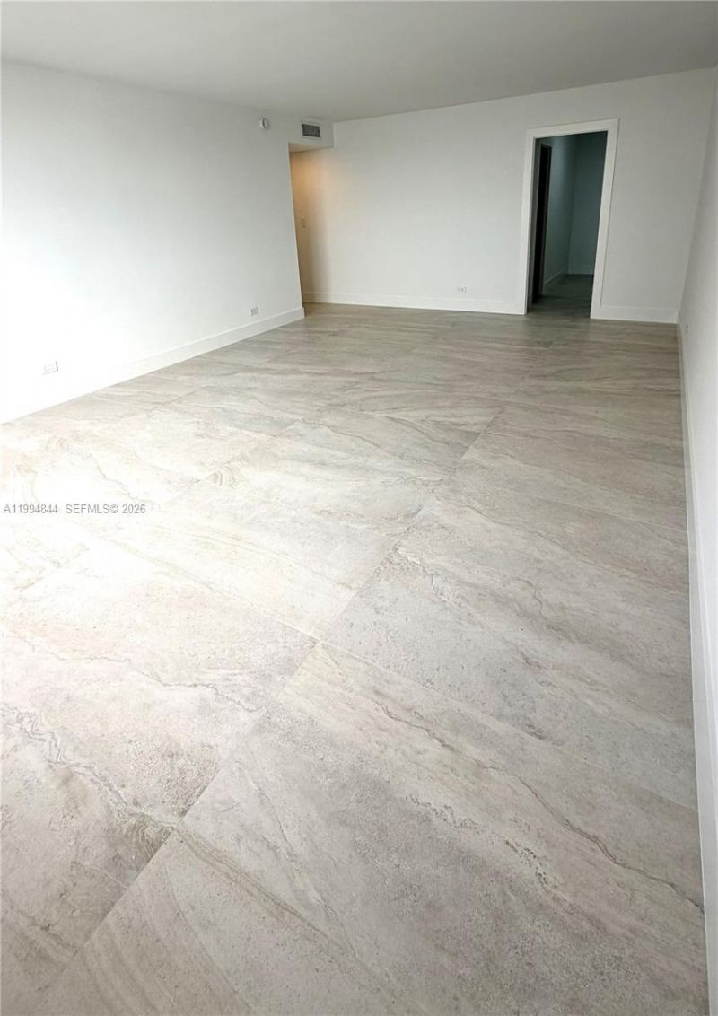 1800 NE 114th St, Unit 605, North Miami, FL 33181 Photo