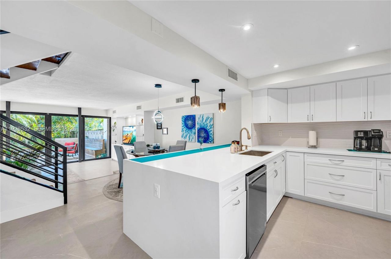 7018 SW 53rd Ln, Miami, FL 33155 Photo