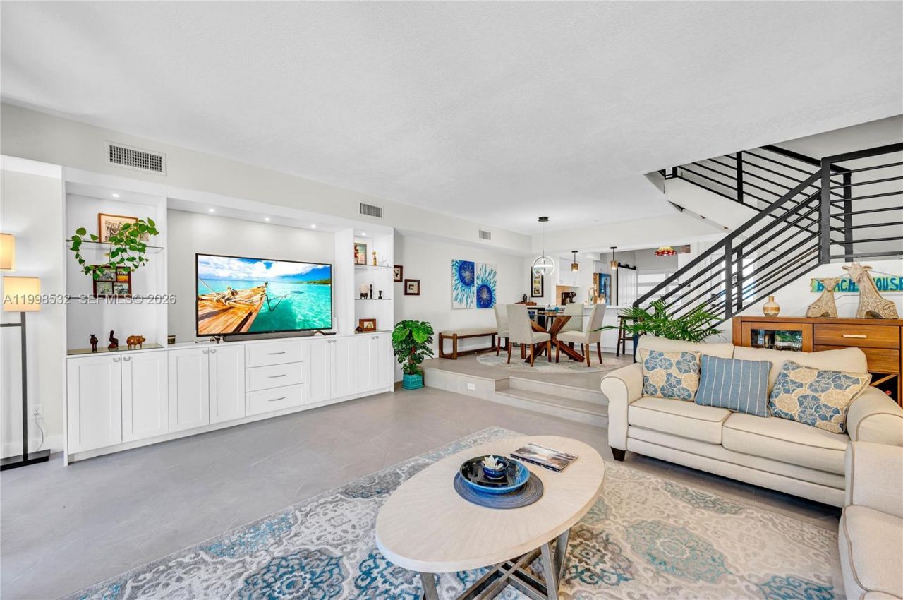 7018 SW 53rd Ln, Miami, FL 33155 Photo