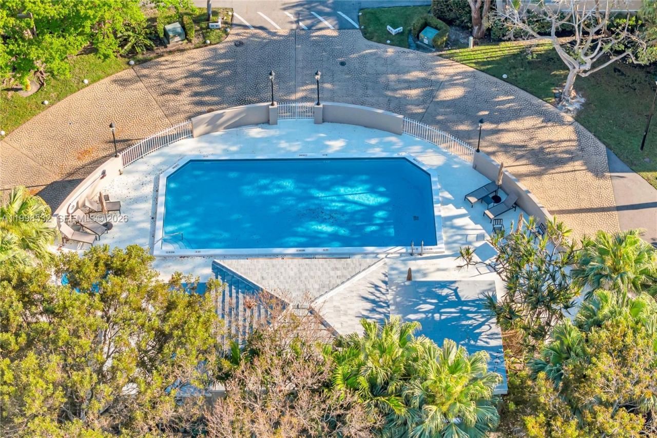 7018 SW 53rd Ln, Miami, FL 33155 Photo