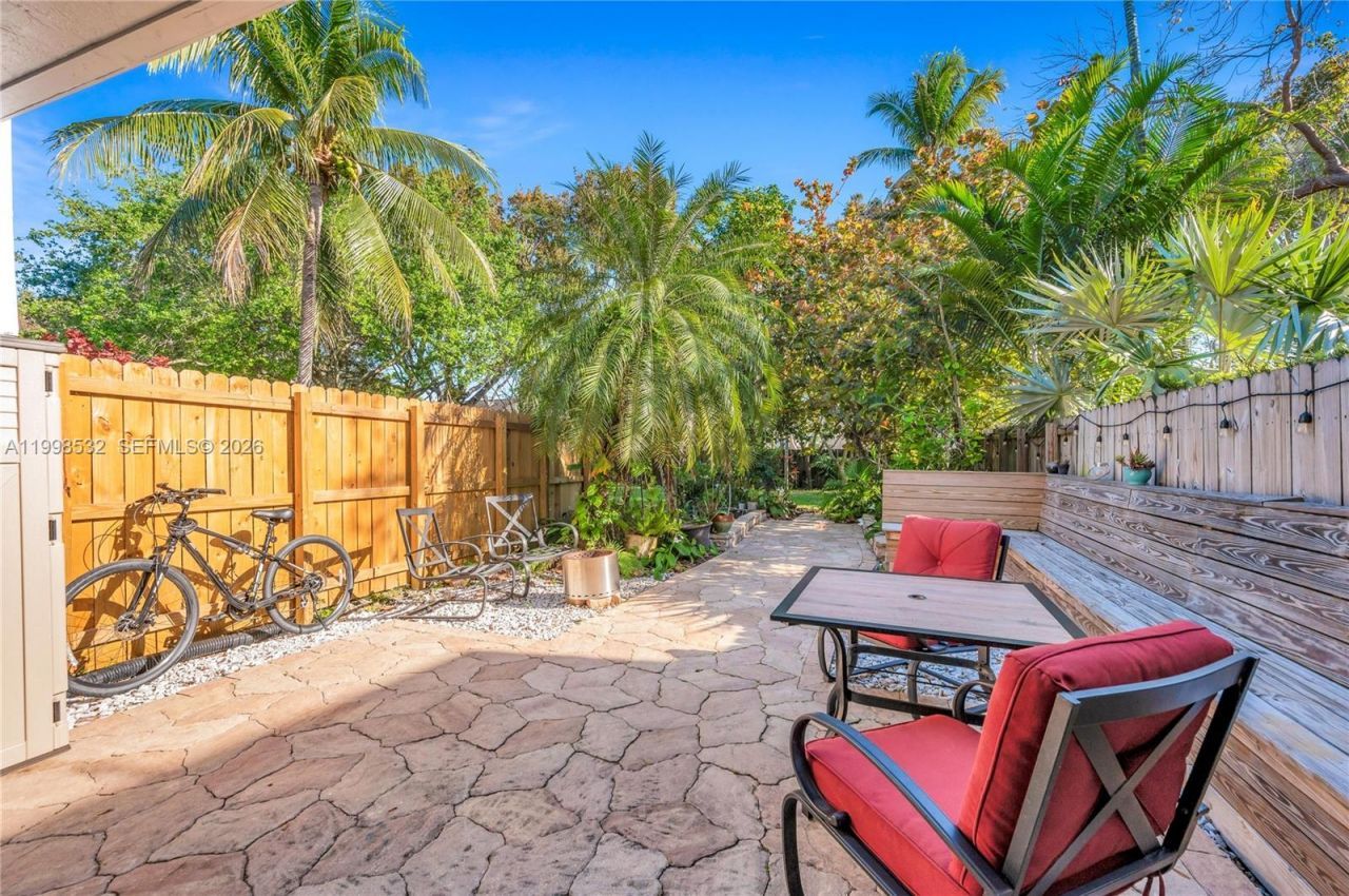 7018 SW 53rd Ln, Miami, FL 33155 Photo