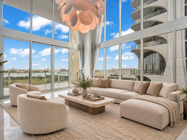 1040 Biscayne Blvd, Unit 1001, Miami, FL 33132