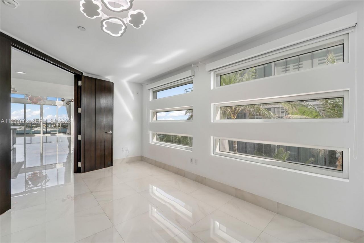 1040 Biscayne Blvd, Unit 1001, Miami, FL 33132 Photo