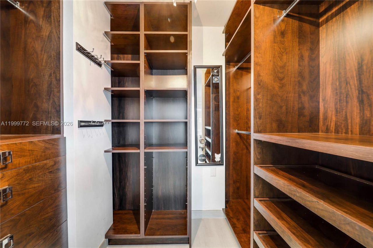 1040 Biscayne Blvd, Unit 1001, Miami, FL 33132 Photo