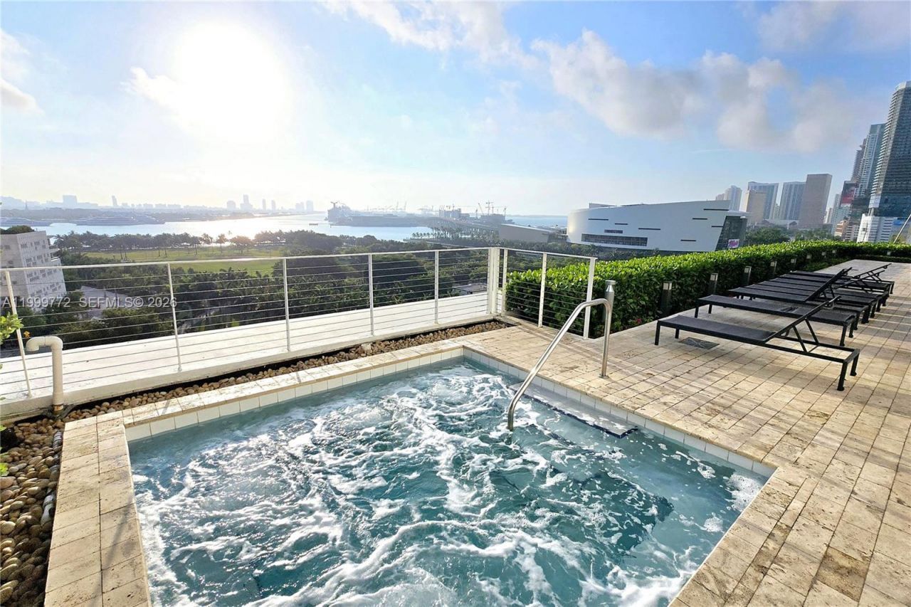 1040 Biscayne Blvd, Unit 1001, Miami, FL 33132 Photo