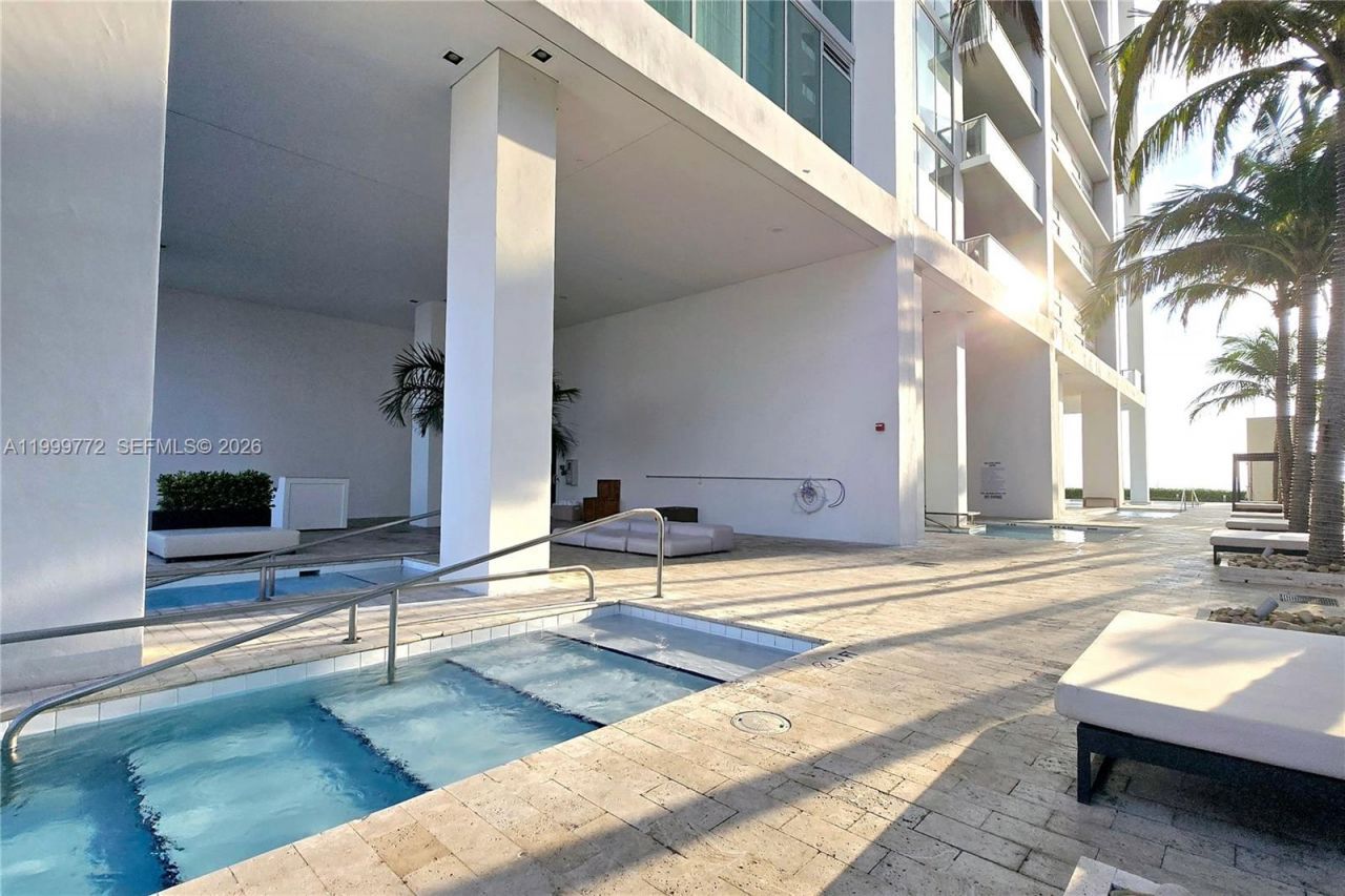 1040 Biscayne Blvd, Unit 1001, Miami, FL 33132 Photo