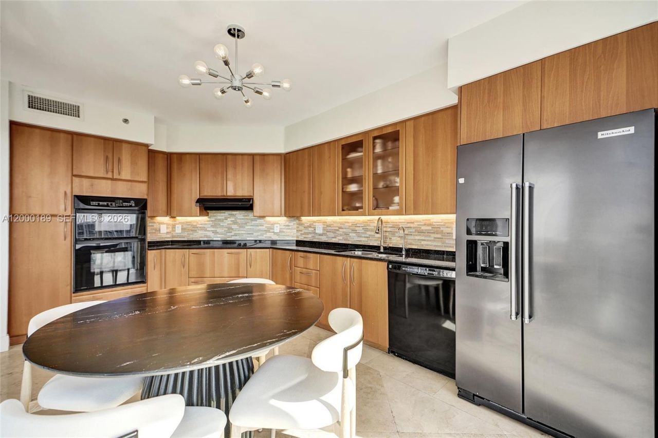 19111 Collins Ave, Unit 2703, Sunny Isles Beach, FL 33160 Photo