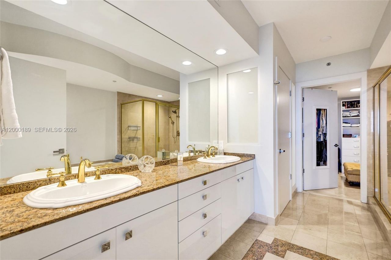 19111 Collins Ave, Unit 2703, Sunny Isles Beach, FL 33160 Photo