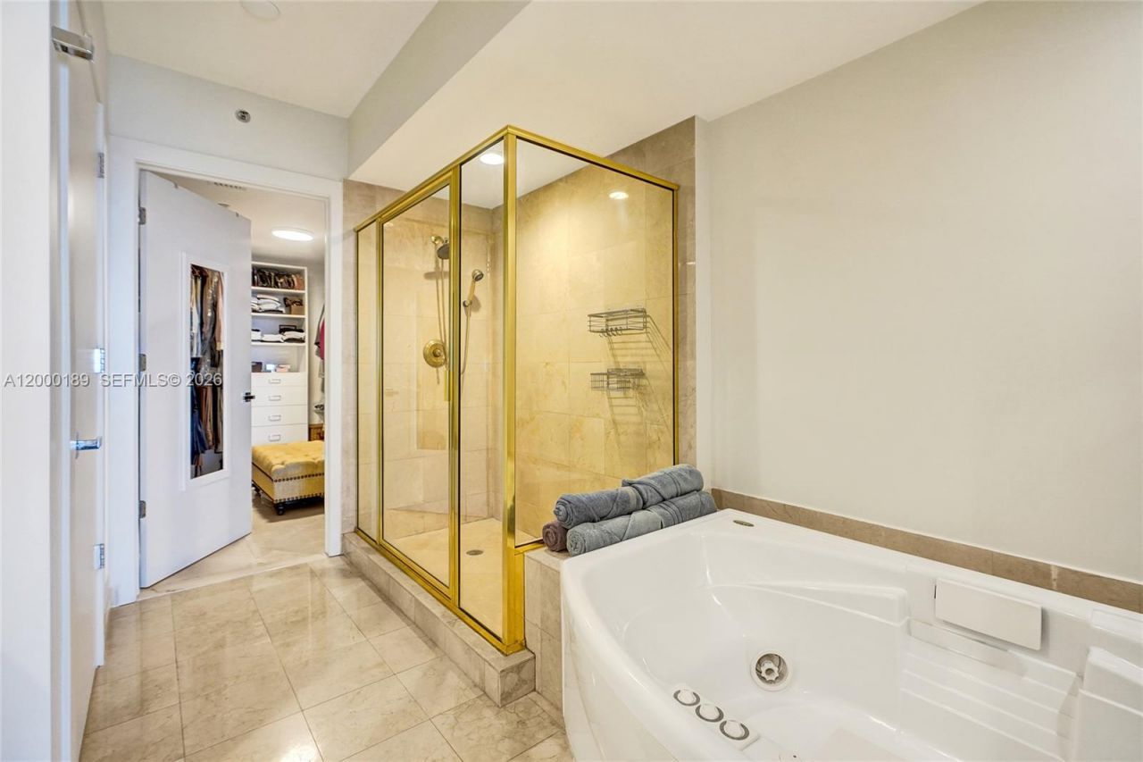 19111 Collins Ave, Unit 2703, Sunny Isles Beach, FL 33160 Photo