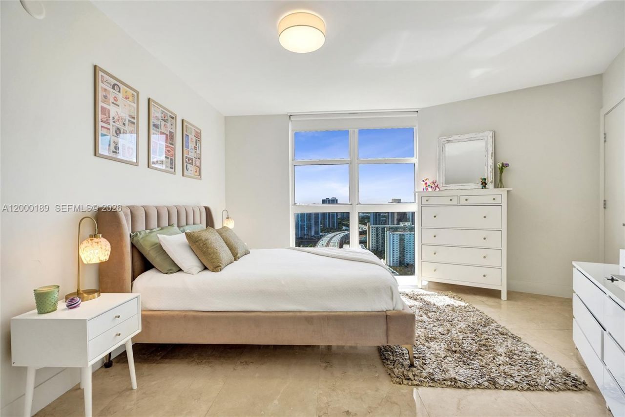 19111 Collins Ave, Unit 2703, Sunny Isles Beach, FL 33160 Photo