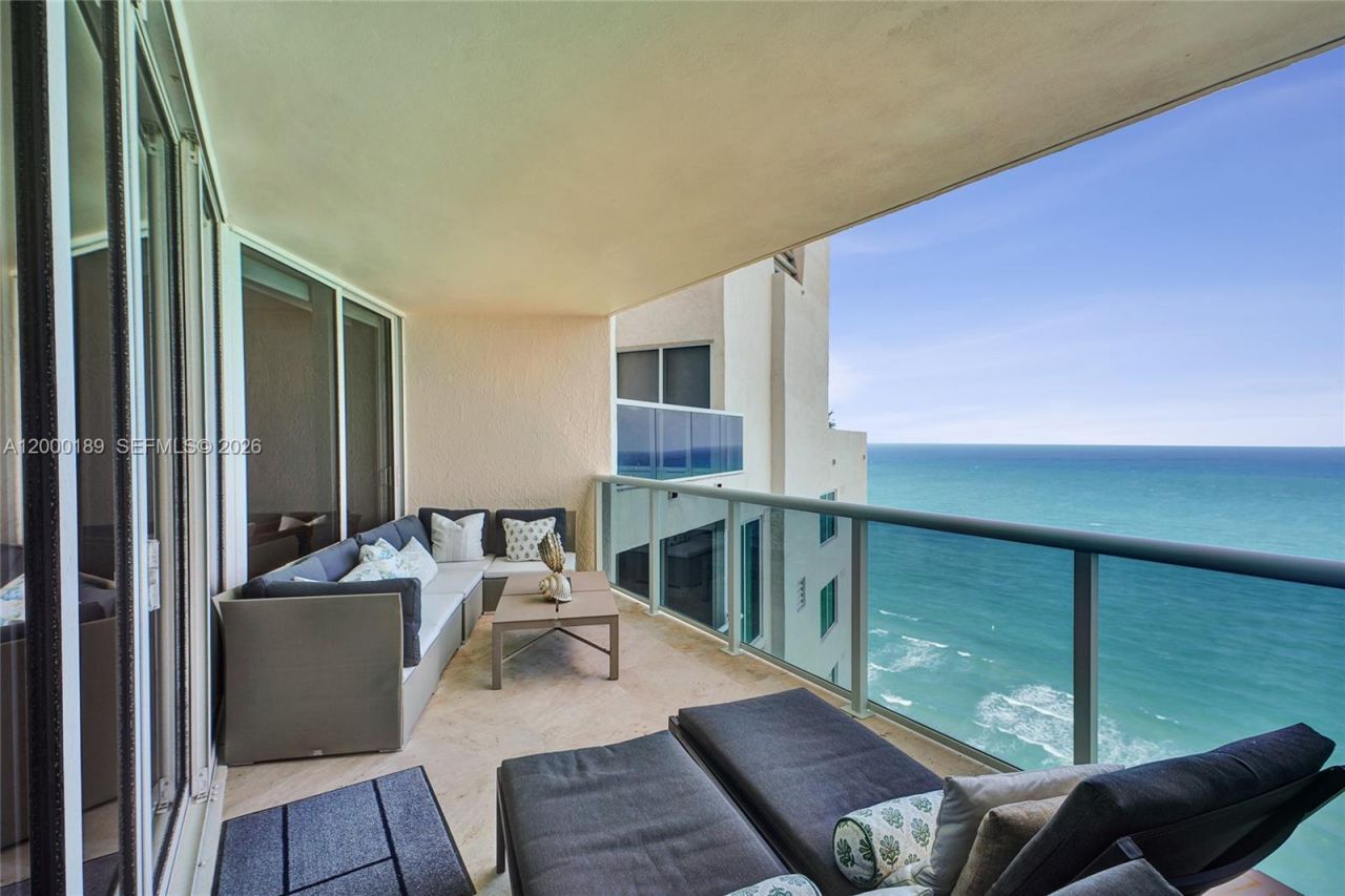19111 Collins Ave, Unit 2703, Sunny Isles Beach, FL 33160 Photo