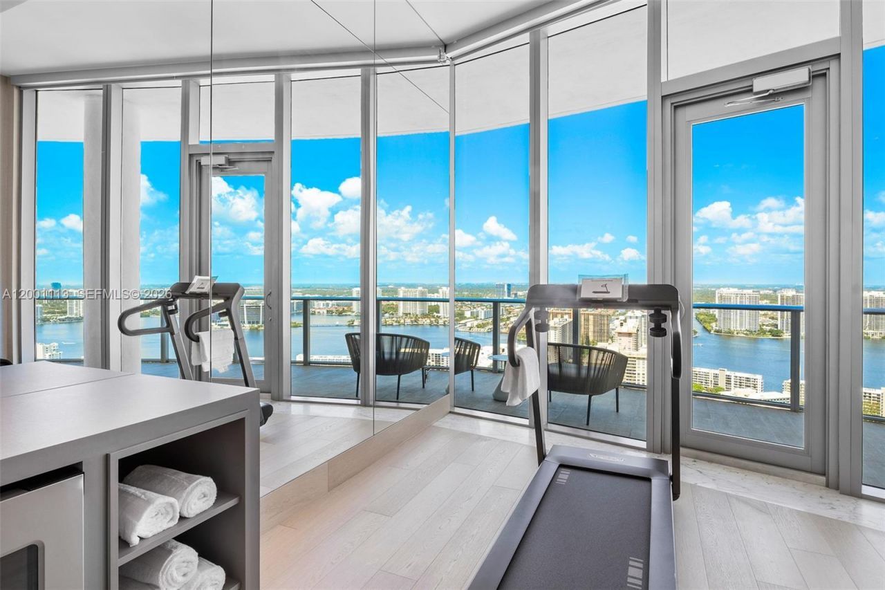 17475 Collins Ave, Unit PH3201, Sunny Isles Beach, FL 33160 Photo