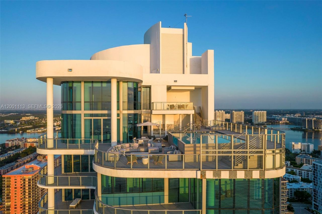 17475 Collins Ave, Unit PH3201, Sunny Isles Beach, FL 33160 Photo