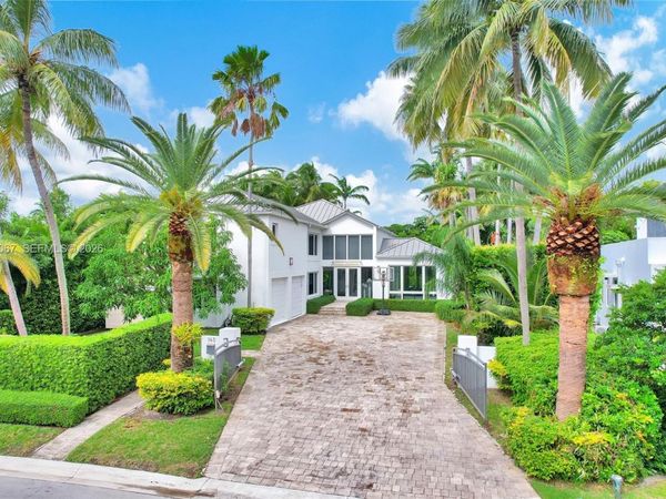 145 Biscay Dr , Bal Harbour, FL 33154