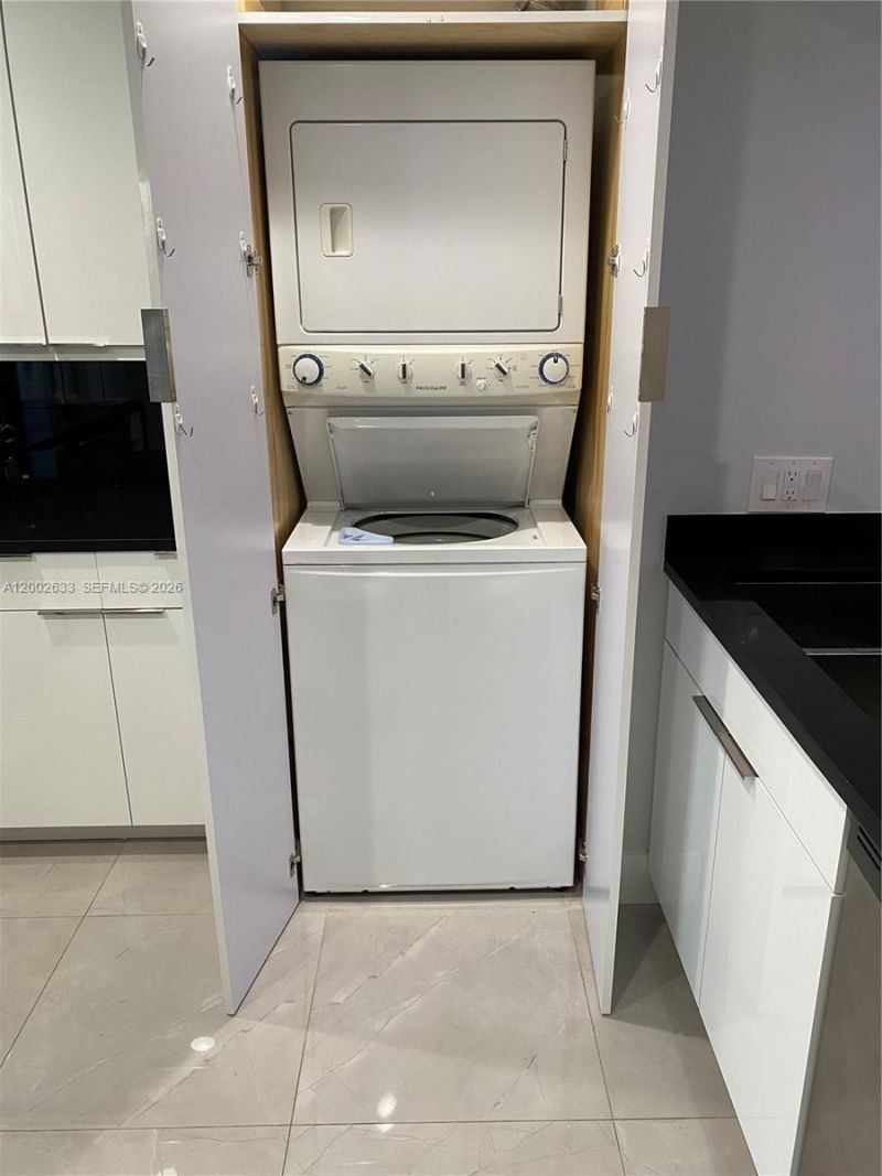 199 SW 12th Ave, Unit 501-C, Miami, FL 33130 Photo