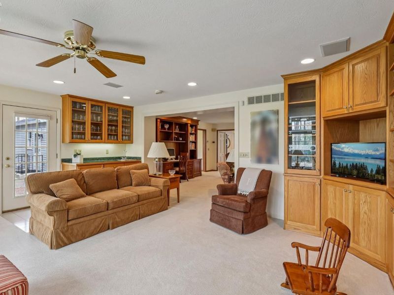 6860 Cliffside Drive, Vermilion, OH 44089 Photo 18