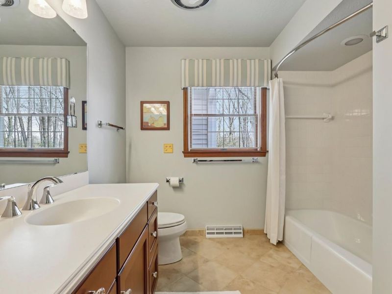 6860 Cliffside Drive, Vermilion, OH 44089 Photo 44