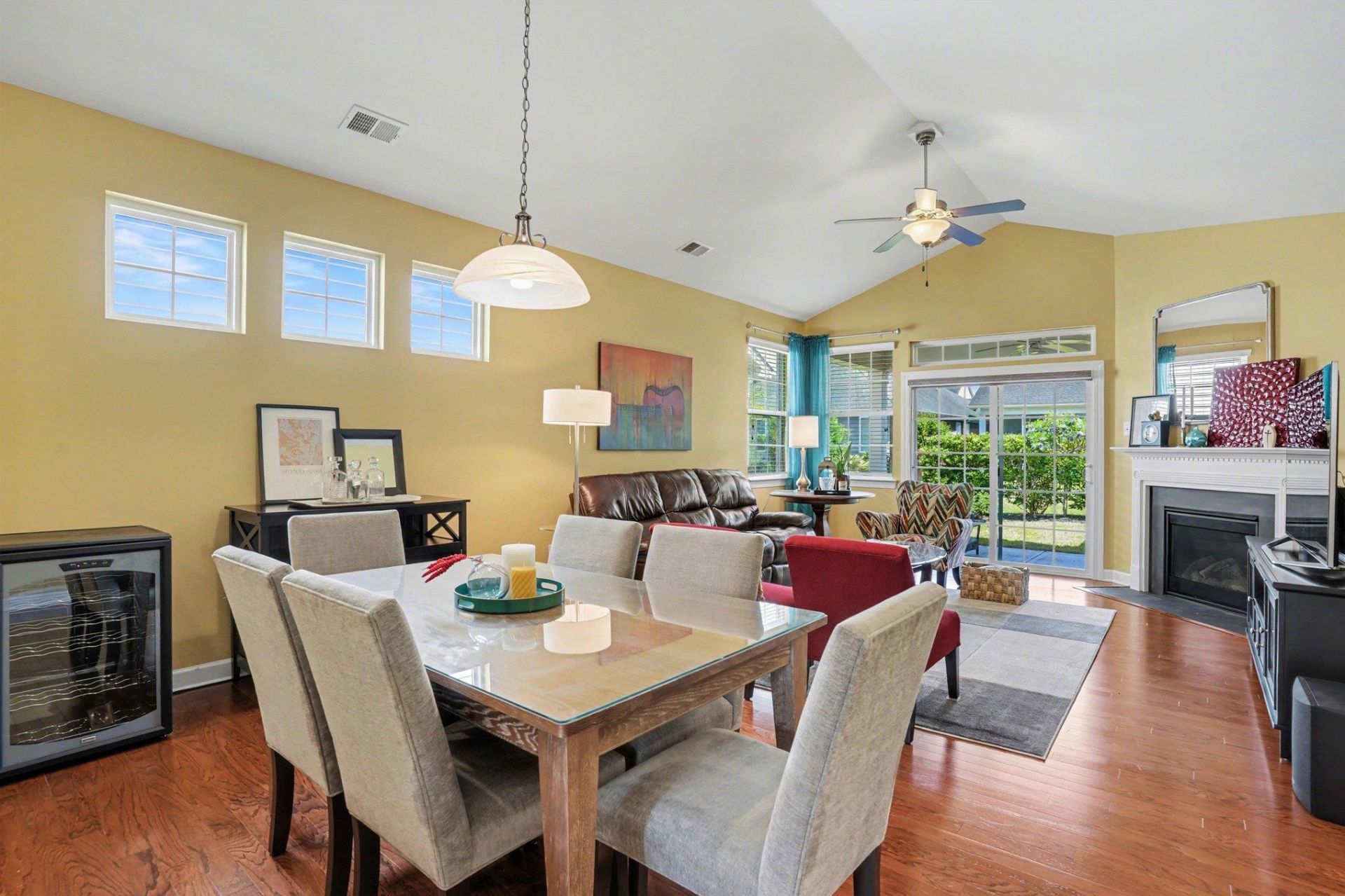 1546 Legacy Loop  Photo 10