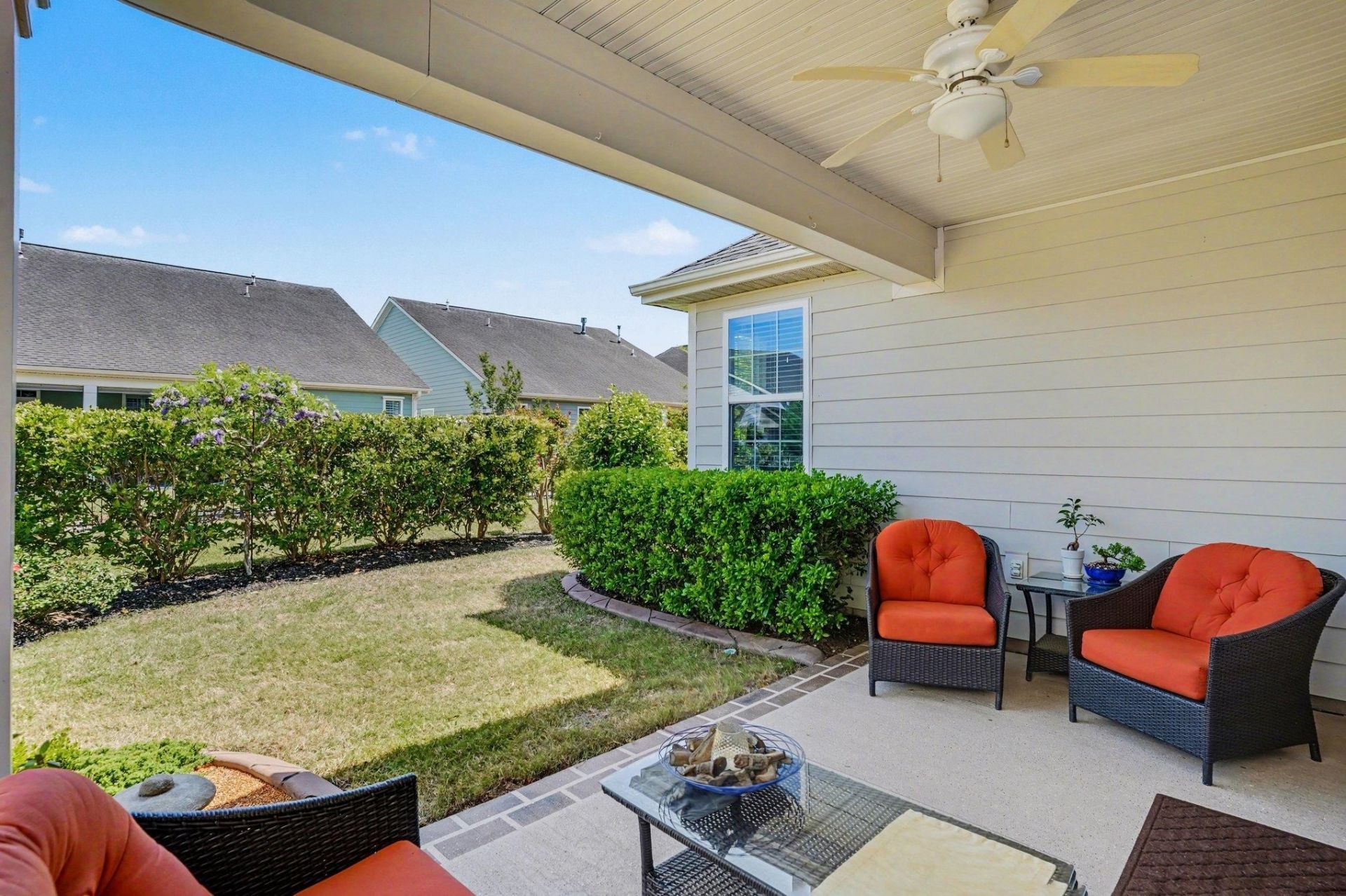 1546 Legacy Loop  Photo 27