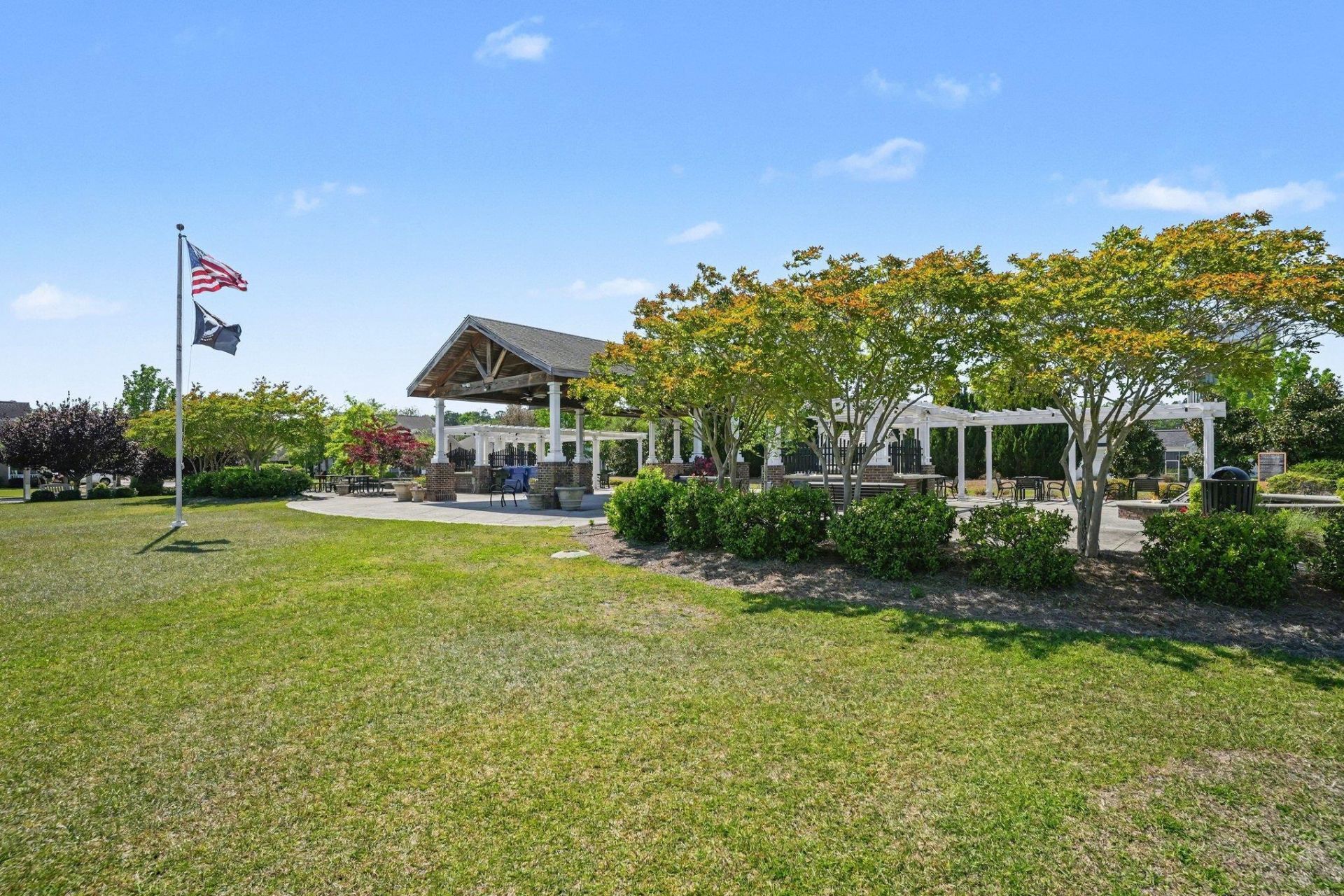 1546 Legacy Loop  Photo 36