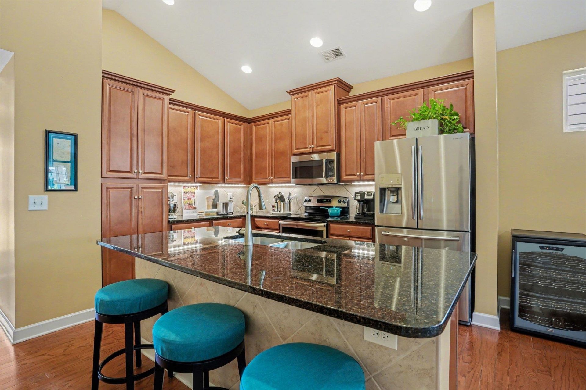 1546 Legacy Loop  Photo 7