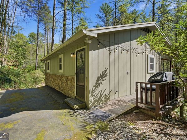 15 Salmon Road, Blairsville, GA 30512
