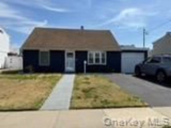 12 Carlton Drive, Massapequa, NY 11758