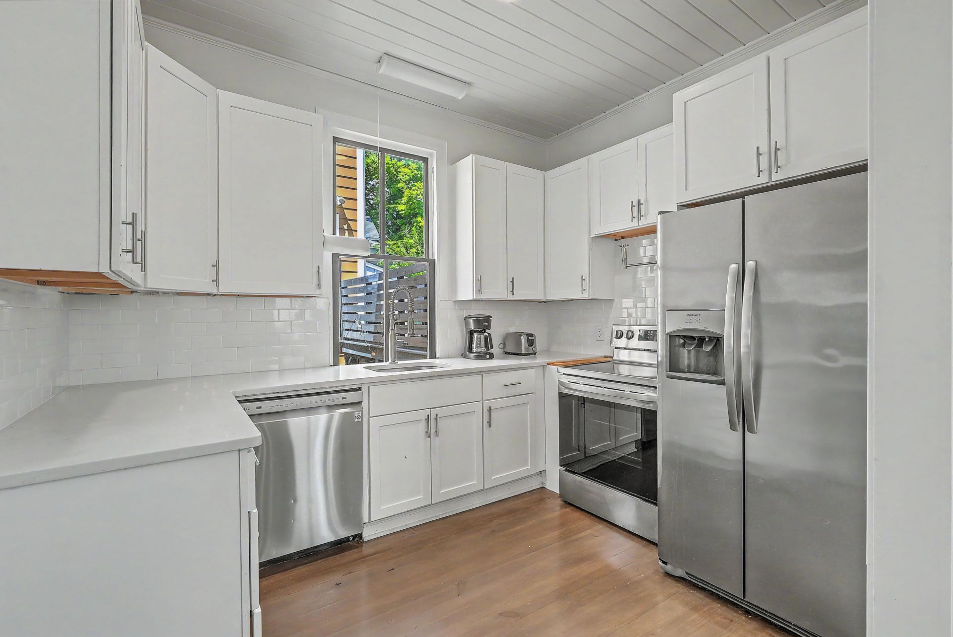 272 Coming Street Photo 10