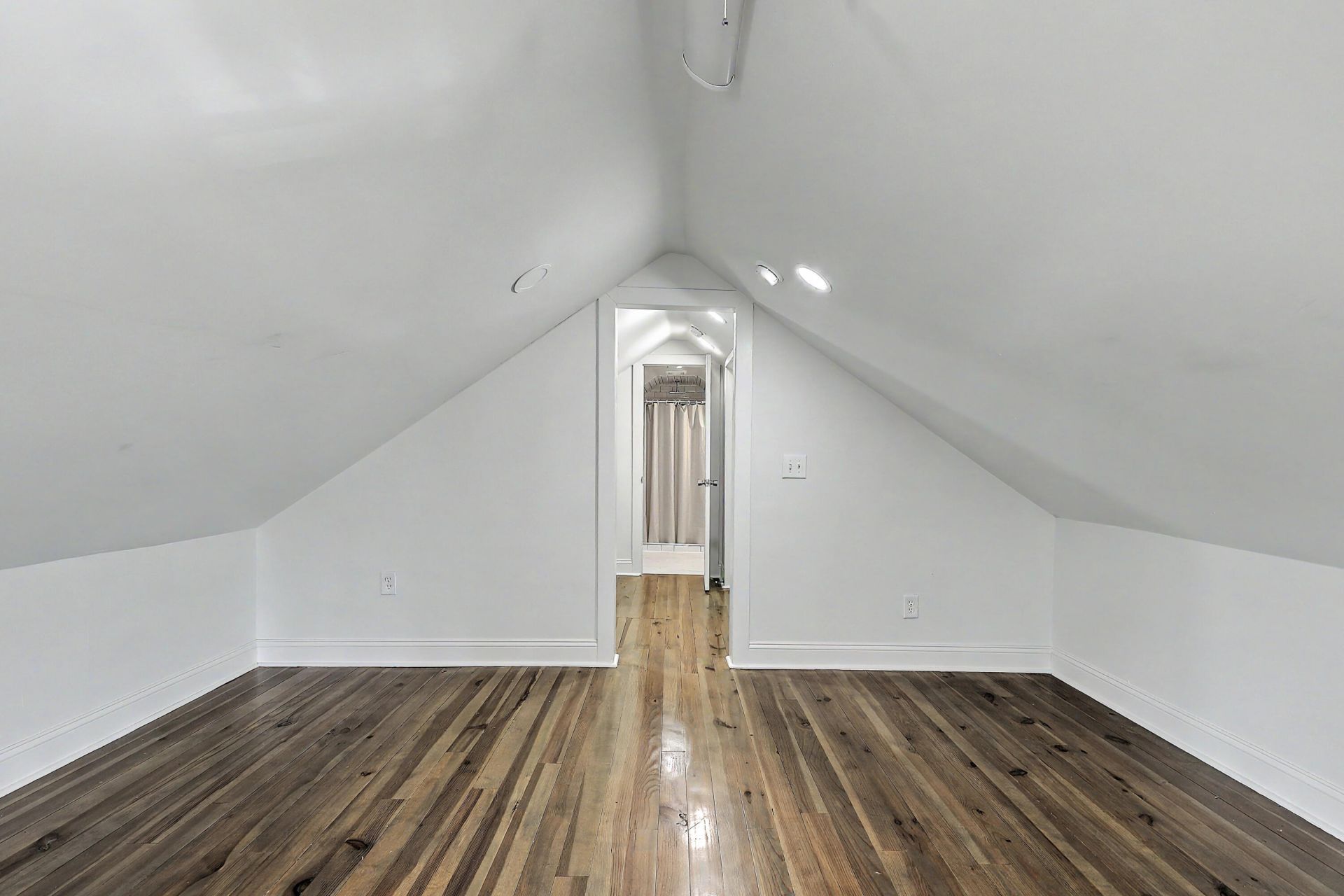 272 Coming Street Photo 28