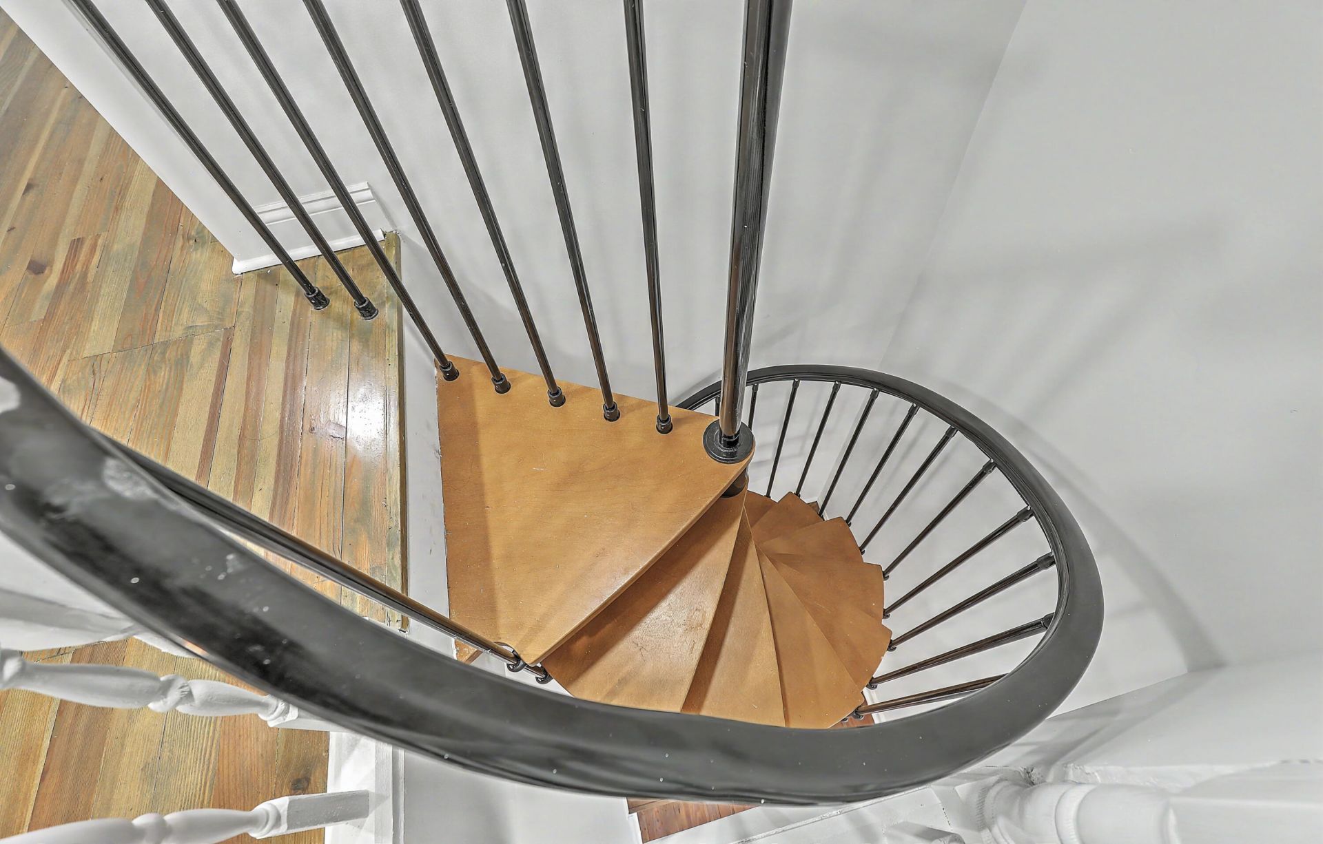 272 Coming Street Photo 32