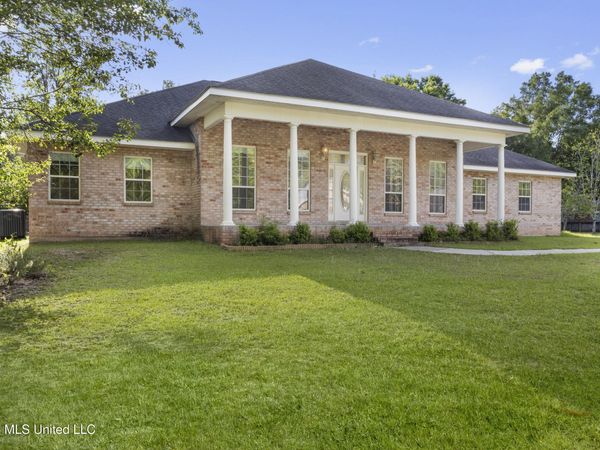 6426 Apelehama Road, Diamondhead, MS 39525