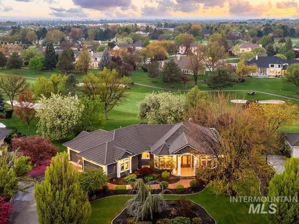 7061 N Penncross Way, Meridian, ID 83646