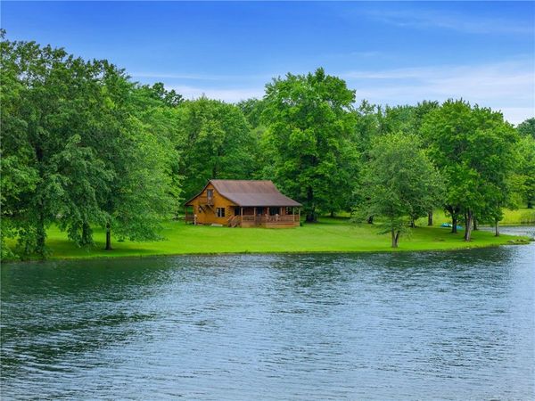 189 Conneaut Lake Road , Greenville, PA 16125