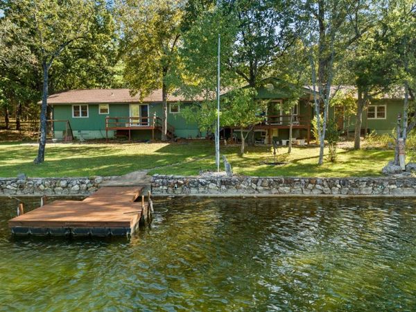11 Awi Trail, Cherokee Village, AR 72529