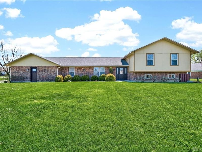 3665 Meadowcourt Drive, Beavercreek, OH 45431 Photo 1