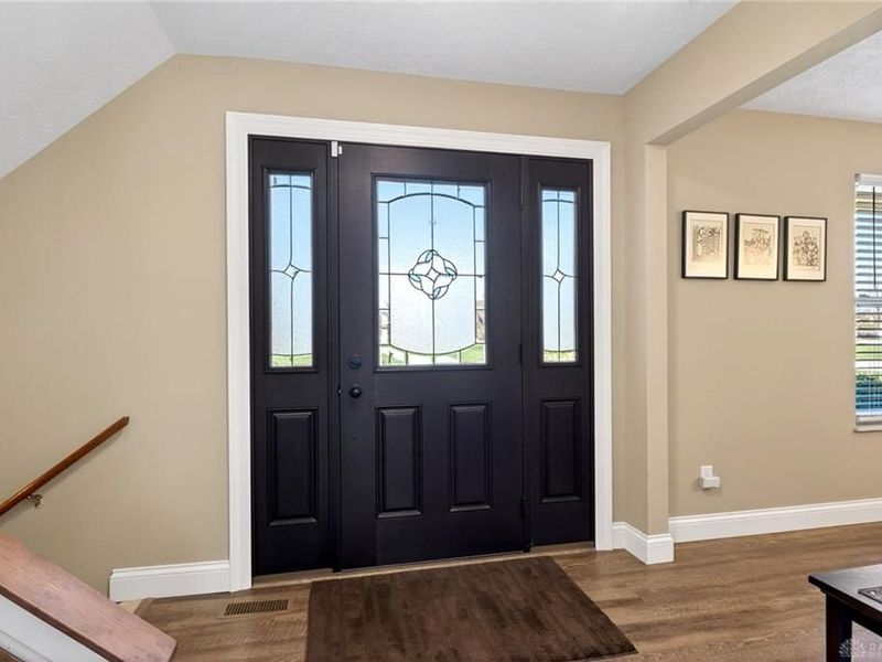 3665 Meadowcourt Drive, Beavercreek, OH 45431 Photo 5