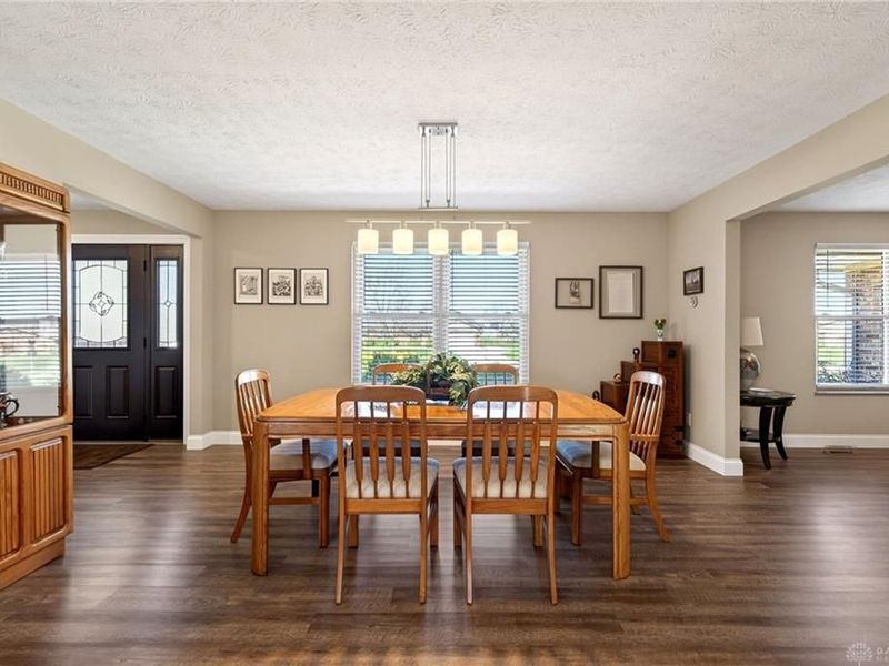 3665 Meadowcourt Drive, Beavercreek, OH 45431 Photo 8