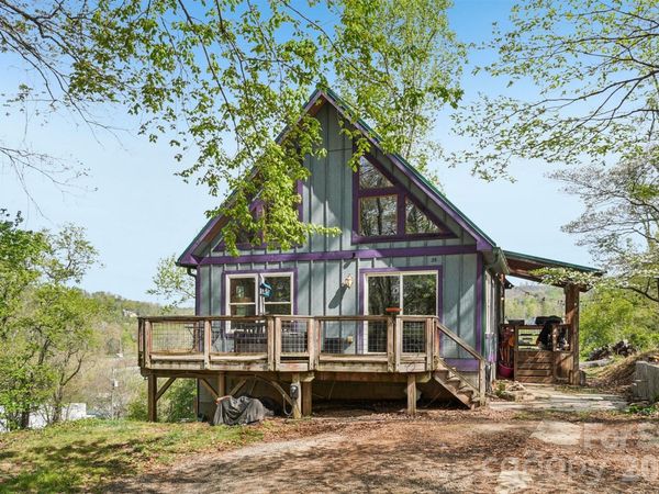 25 Moore Street , Woodfin, NC 28804