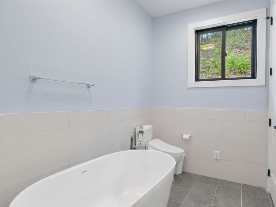 Property Image 64