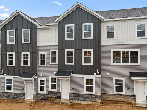 1521 Trellis Lane , West Saint Paul, MN 55118