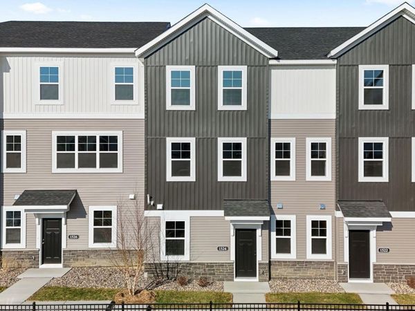 1521 Trellis Lane, West Saint Paul, MN 55118